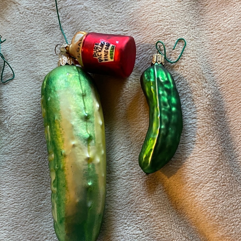 Blown glass vintage Christmas ornaments set of 3 peppers